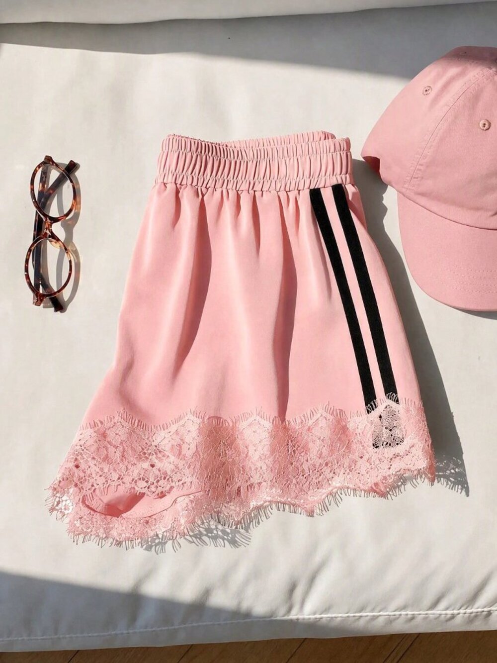 Pink Casual Women's Lace Patchwork Shorts